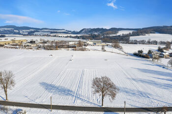 Prodej pozemku 1217 m², Štíty