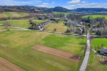 Prodej pozemku 1217 m², Štíty