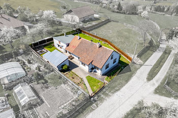 Prodej domu 175 m², Hluboš