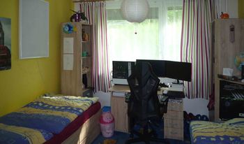 Pokoj pro pány kluky, takže počítač, - Prodej bytu 3+1 v osobním vlastnictví 66 m², Rakovník