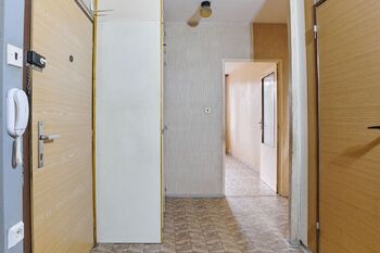 předsíň - Prodej bytu 2+kk v osobním vlastnictví 45 m², Praha 5 - Stodůlky
