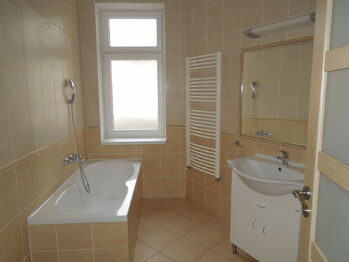 Pronájem bytu 3+1 v osobním vlastnictví 90 m², Litvínov