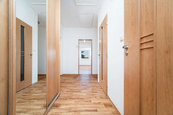 Prodej bytu 4+kk v osobním vlastnictví 103 m², Praha 9 - Dolní Počernice
