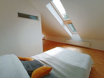 Pronájem bytu 1+kk v osobním vlastnictví 59 m², Praha 8 - Libeň