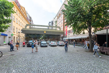 Metro Křižíkova - Pronájem bytu 3+1 v osobním vlastnictví 96 m², Praha 8 - Karlín