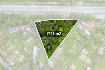 Prodej pozemku 1721 m²