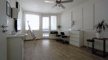 ložnice - Prodej bytu 3+kk v osobním vlastnictví 61 m², Praha 10 - Hostivař