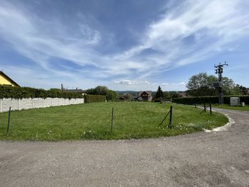 Prodej pozemku 1600 m², Šimonovice