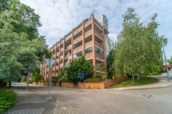 Prodej bytu 3+kk v osobním vlastnictví 65 m², Praha 6 - Řepy