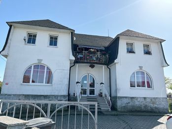 Pronájem bytu 1+1 v osobním vlastnictví 50 m², Bor