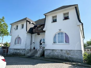 Pronájem bytu 1+1 v osobním vlastnictví 50 m², Bor