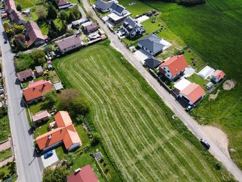 Prodej pozemku 1053 m², Občov