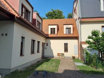 Pronájem bytu 1+kk v osobním vlastnictví 20 m², Praha 9 - Hloubětín