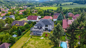 Prodej domu 456 m², Velké Popovice