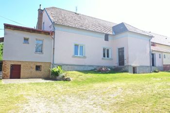 Prodej domu 250 m², Manětín