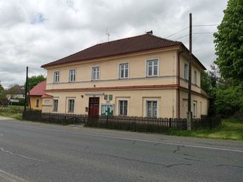 Obecní úřad - Prodej domu 153 m², Oselce