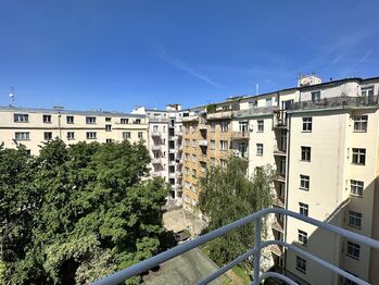 Pronájem bytu 2+1 v osobním vlastnictví 83 m², Praha 3 - Vinohrady