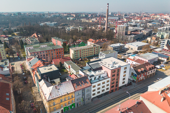 pohled na dům - Slovanská - Prodej bytu 3+kk v osobním vlastnictví 104 m², Plzeň