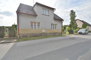 Prodej domu 106 m², Ostroměř