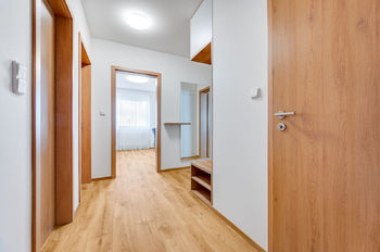 Prodej bytu 3+kk v osobním vlastnictví 85 m², Praha 5 - Hlubočepy