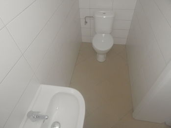 WC - Pronájem kancelářských prostor 45 m², Rakovník
