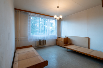 Pokoj 2 - Prodej bytu 3+1 v osobním vlastnictví 68 m², Praha 8 - Střížkov