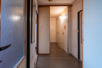 Chodba - Prodej bytu 3+1 v osobním vlastnictví 68 m², Praha 8 - Střížkov