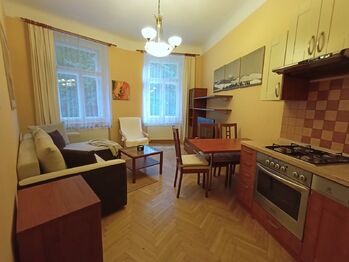 Pronájem bytu 2+kk v osobním vlastnictví 39 m², Praha 2 - Nusle