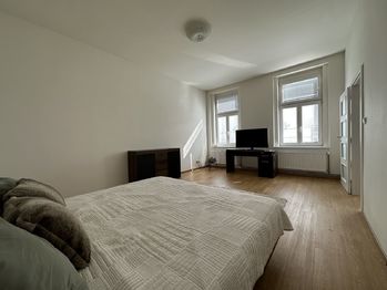 Prodej nájemního domu 150 m², Praha 8 - Karlín
