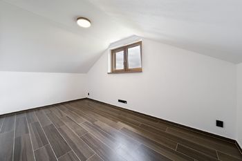 Prodej domu 75 m², Město Touškov