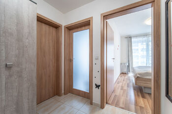 Pronájem bytu 2+kk v osobním vlastnictví 54 m², Praha 10 - Uhříněves