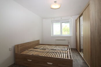 Pronájem bytu 2+1 v osobním vlastnictví 48 m², Praha 9 - Letňany