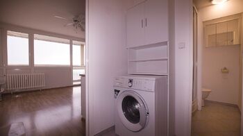 Pronájem bytu 1+kk v družstevním vlastnictví 27 m², Praha 4 - Kamýk