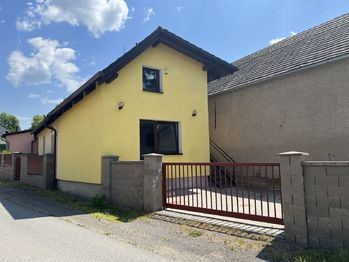 Prodej domu 106 m², Dřetovice (ID 023-NP07422)