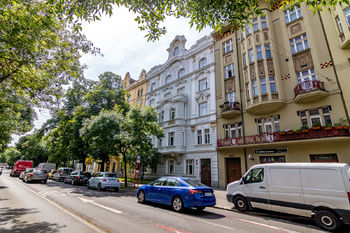 Prodej bytu 1+kk v osobním vlastnictví 43 m², Praha 7 - Bubeneč