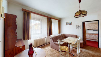 Prodej domu 254 m², Lochovice
