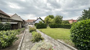 Prodej domu 254 m², Lochovice (ID 124-NP01096)