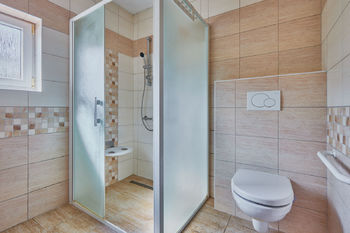 koupelna - Prodej domu 120 m², Libušín