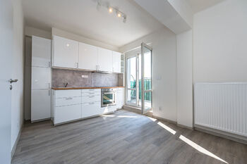 Pronájem bytu 2+kk v osobním vlastnictví 49 m², Praha 6 - Liboc