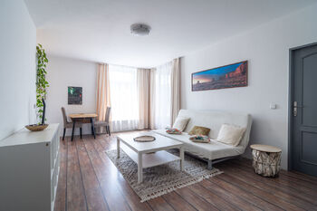 Pronájem bytu 2+kk v osobním vlastnictví 50 m², Praha 9 - Letňany