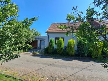 Prodej domu 180 m², Koválovice-Osíčany