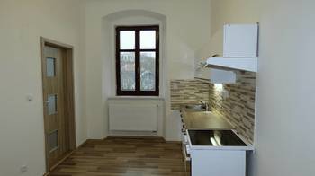 kuchyně - Pronájem bytu 2+1 v osobním vlastnictví 67 m², Žatec
