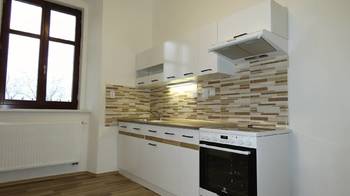 kuchyně - Pronájem bytu 2+1 v osobním vlastnictví 67 m², Žatec
