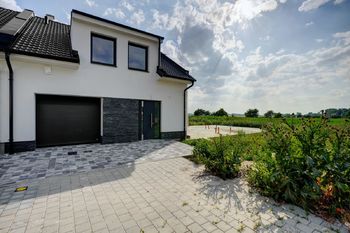 Čelní pohled na dům - Prodej domu 132 m², Dolní Věstonice 
