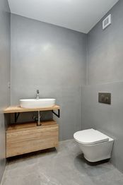Samostatné WC v 1.NP - Prodej domu 132 m², Dolní Věstonice
