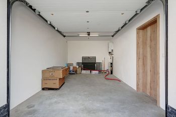 Garáž 18,36 m2 - Prodej domu 132 m², Dolní Věstonice