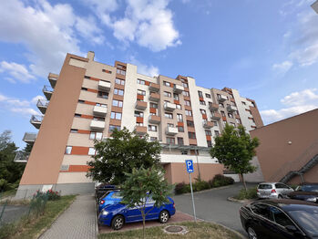 Pronájem bytu 1+kk v osobním vlastnictví 49 m², Praha 5 - Hlubočepy