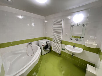 Pronájem bytu 1+kk v osobním vlastnictví 49 m², Praha 5 - Hlubočepy