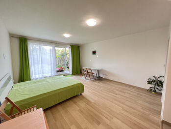 Pronájem bytu 1+kk v osobním vlastnictví 49 m², Praha 5 - Hlubočepy
