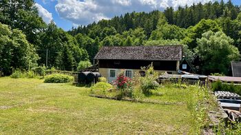 Prodej pozemku 1410 m², Hamr na Jezeře